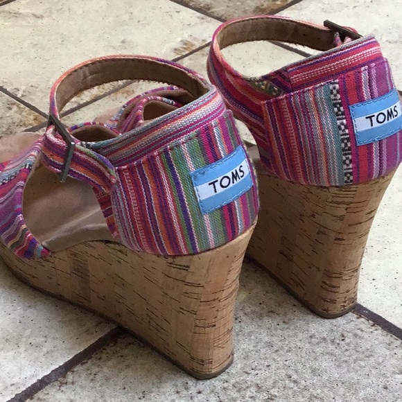 Toms Shoes - Toms Wedge Sandal